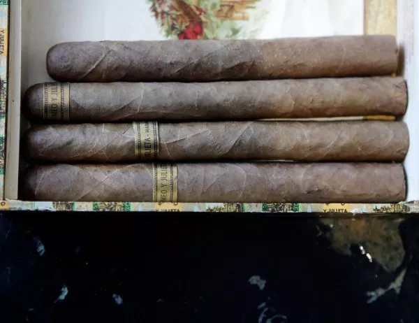 Рекордни продажби на кубински пури, Китай е "главният виновник"