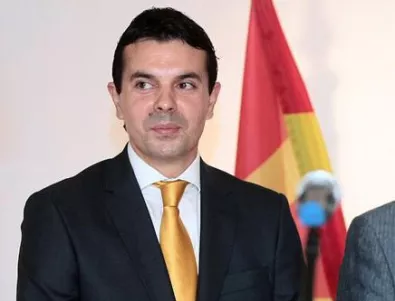 Попоски: Македония е далеч от договаряне с Гърция, но близко - с България