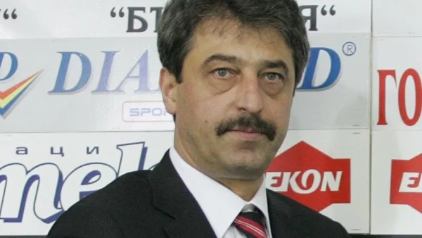 Цветан Василев: Пеевски се изживява като властелин на България*