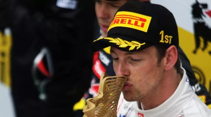 На Острова: Бътън спира с Формула 1