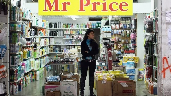 Потреблението в Гърция се свива рекордно