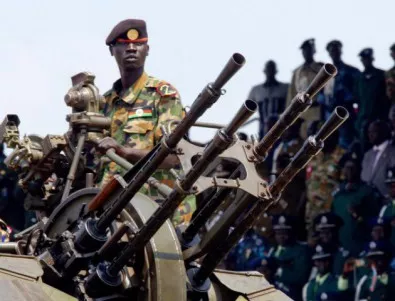 Военните обявиха временно правителство на Судан след акция с десетки убити