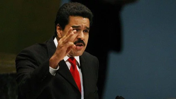 Мадуро тръгва на поход срещу цените на петрола