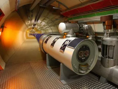 ЦЕРН провежда безпрецедентен опит с Големия адронен колайдер