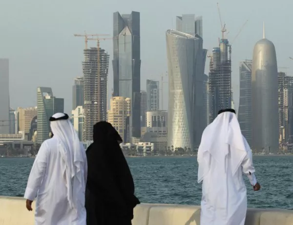 Катар се готви за Световното първенство по футбол, като оскъпи алкохола