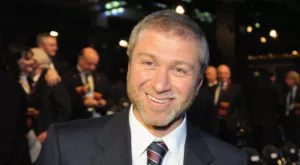 Роман Абрамович загуби над половин милиард долара за... 24 часа