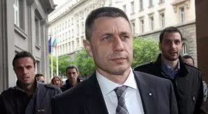 Радостин Стойчев поема световния шампион по волейбол?