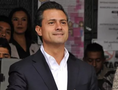 В Мексико искат президентът да бойкотира визита до САЩ, американски кмет срещу Тръмп