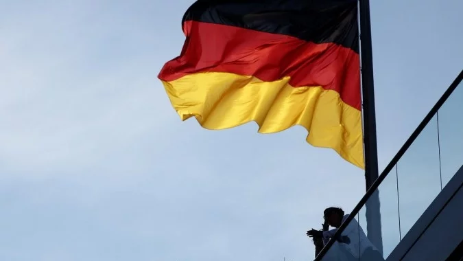 Германия затегна режима на социални помощи за българи и румънци
