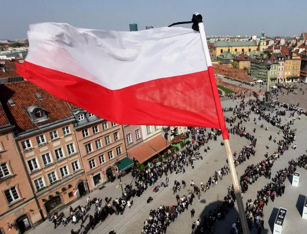 Полската съдебно-конституционна драма, която изкара 50 000 души на улицата