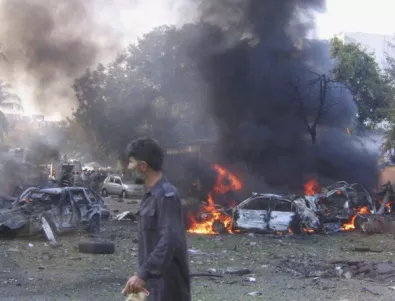Крайпътна бомба избухна в Йемен, 12 загинаха
