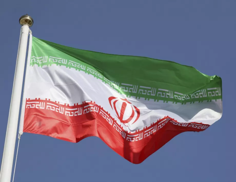 Броят на загиналите в иранския град Керман надхвърли 50 човека 