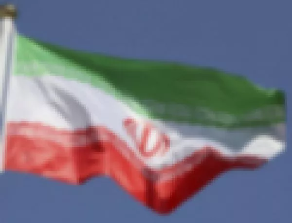 Иран потопи "американски самолетоносач" в рамките на военно учение