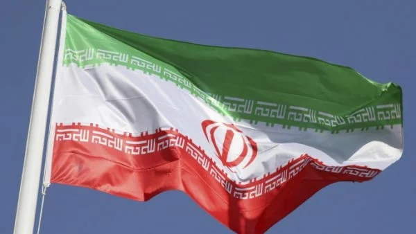 Иран: Сделката зависи от вдигането на санкциите 