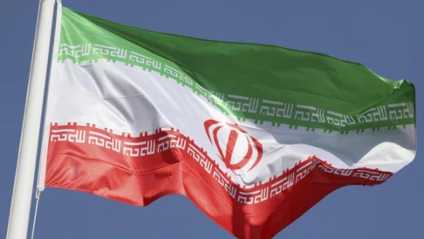 САЩ и три европейски страни призоваха Иран да спре всякаква ракетна дейност