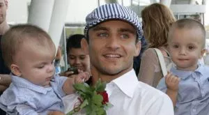 Радослав Великов тръгна с победа в Баку