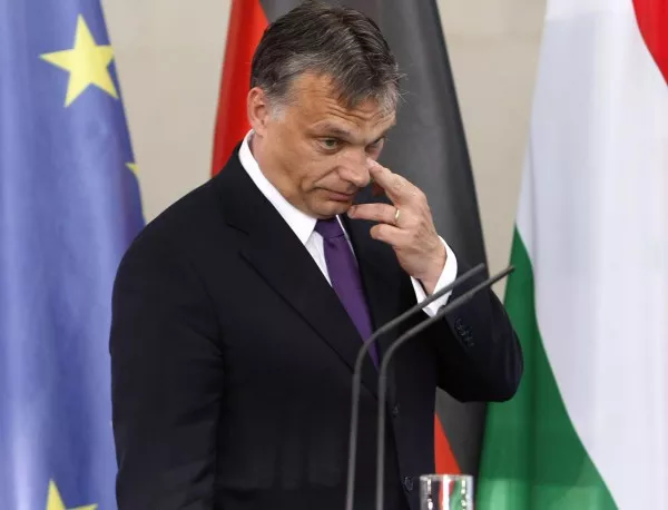 Орбан се отказа, засега, от данъка върху интернета