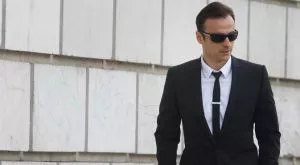 Вместо в Генуа, Бербо кацна в Бирмингам, подписва с Астън Вила