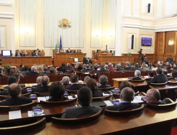 Асланов: Не трябва да се губи времето на правителството