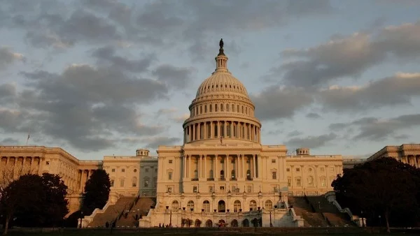 Вашингтон иска разрешение от Конгреса за 2 млрд. долара военна помощ за Киев