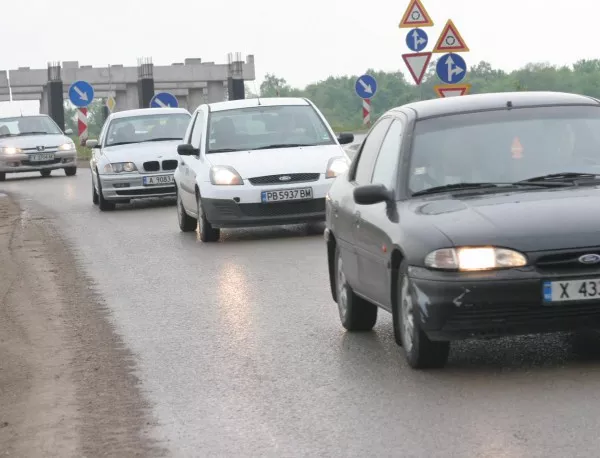 Пътните настилки в страната са сухи