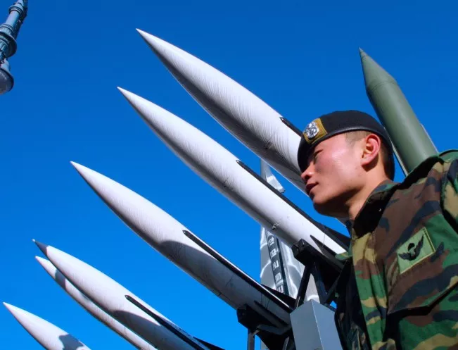 Китай предлага план за сваляне на напрежението заради Северна Корея