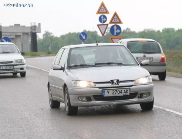 Десет автомобила се сблъскаха на магистрала „Струма”