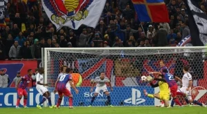 Фенове на ЦСКА вкарват 10 000 румънци на реванша