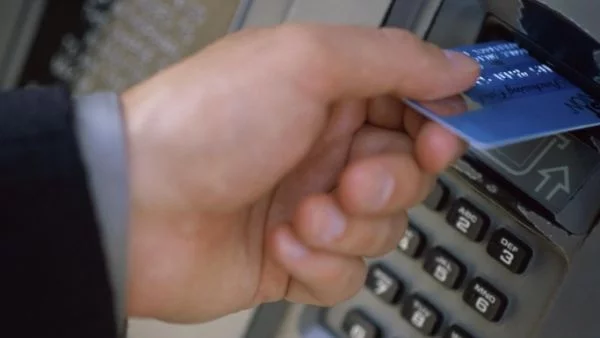 По Коледа сме похарчили 2 млрд. лв.