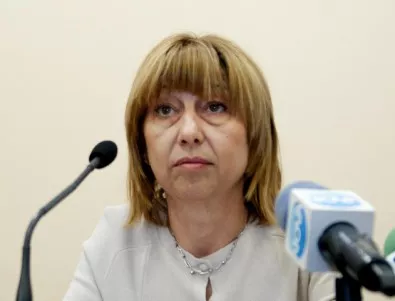 Клисарова: Няма да се намалява броят студенти държавна поръчка