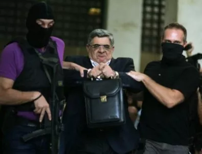 Гръцкият парламент отне имунитета на лидера на 