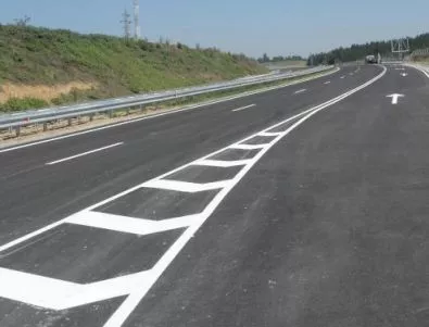 Проектантски гаф: Забравили отбивка за Бургас на магистрала 
