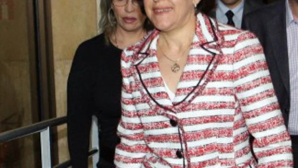 Т. Дончева: Истината в никакъв случай не е в мързеливите гърци
