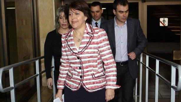 Айкюто на кандидатите за каквото и да било никога не е имало значение за избирателите