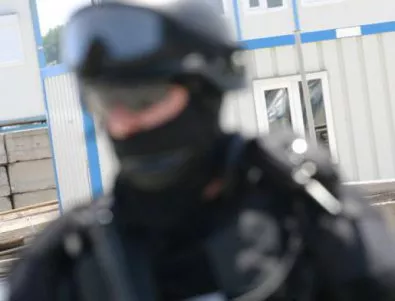 Полицията разби българо-гръцки канал за фалшиви шофьорски книжки