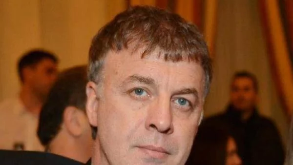 Сираков предупреди още един играч на Левски да се стяга