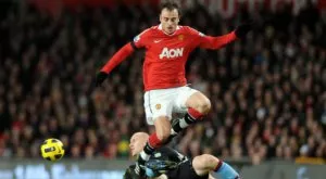 {{ otherArticle[0].article.title }}