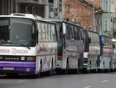 Около 6000 автобуса в страната не са оборудвани с колани