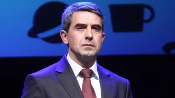 Плевнелиев: България участва в международната коалиция срещу ИД