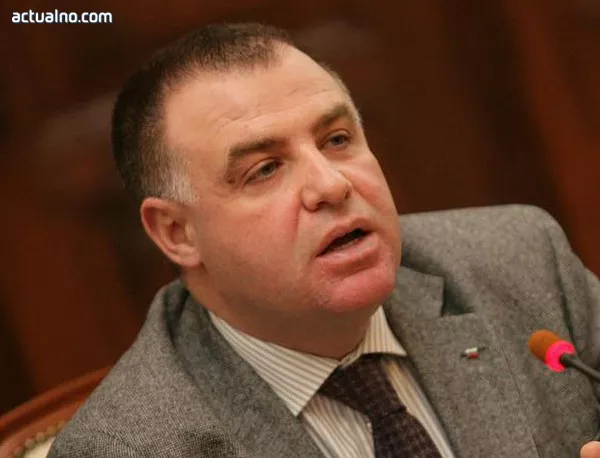 Борисов ще спечели без Цветанов в ГЕРБ, смята Мирослав Найденов