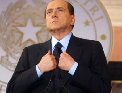 Берлускони е само на стъпка от изхвърляне от италианския парламент