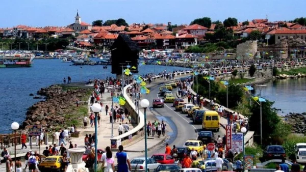 Несебър развива културния и поклонническия туризъм