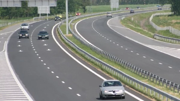 Използвайте заобиколен път при км 67 на АМ Тракия, съветва МВР