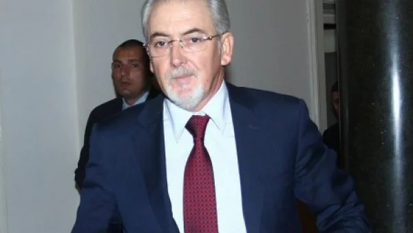 Местан предлага промяна в ИК - иска постоянен състав на ЦИК