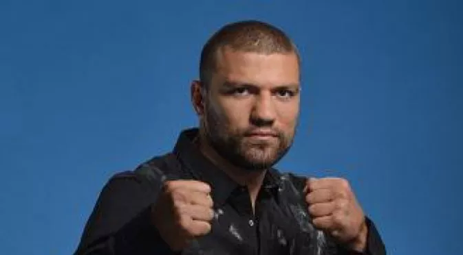 Страхотна новина: Тервел Пулев също ще се боксира на "Нощта на шампионите"