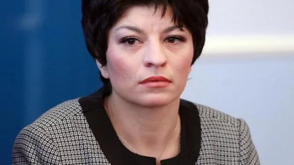Десислава Атанасова: Ще подкрепим актуализация на бюджета на НЗОК