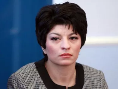 Атанасова: Росица Димитрова е била наясно, че пътува в бизнес класа, неприемливо е