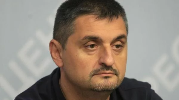 Докато навън викат "Червени боклуци", аз съм спокоен за БСП