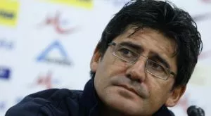 Костов няма да води на лагер излишните в "Ботев"