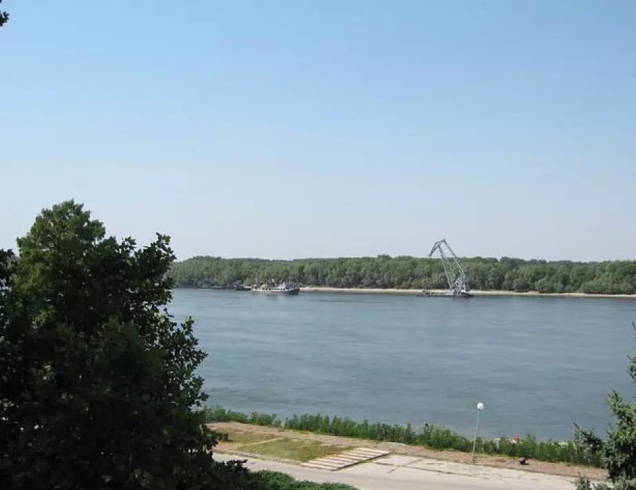 Министърът на туризма каза кога замърсяването от "Нова Каховка" ще достигне река Дунав